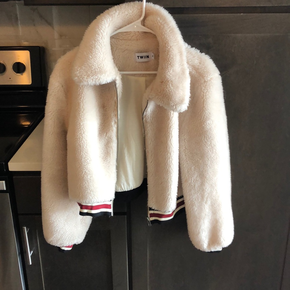 Cropped jacket